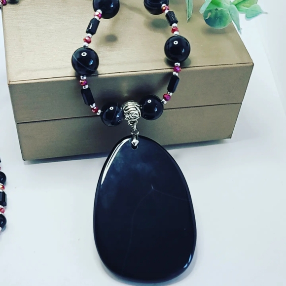 Black agate necklace - Picture 2 of 4